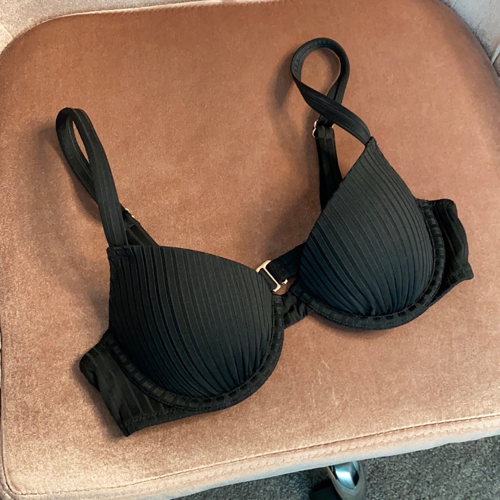 Shade & Shore Swimsuit Top